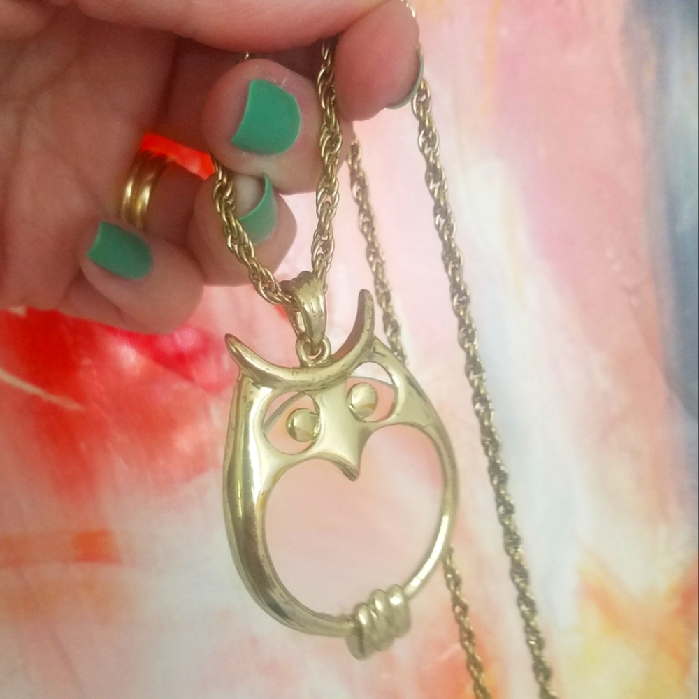 Vintage Owl Magnifier Magnifying Glass Pendant Necklace
